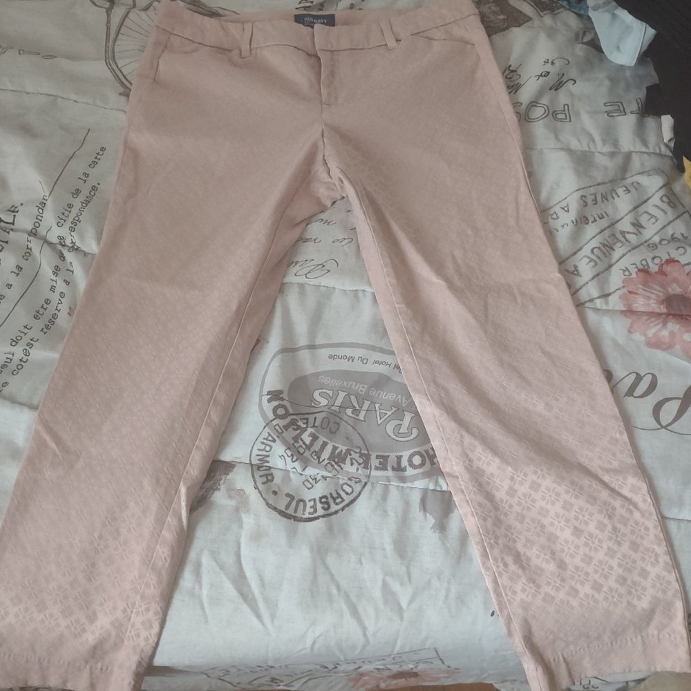 pink teacher-ish pants